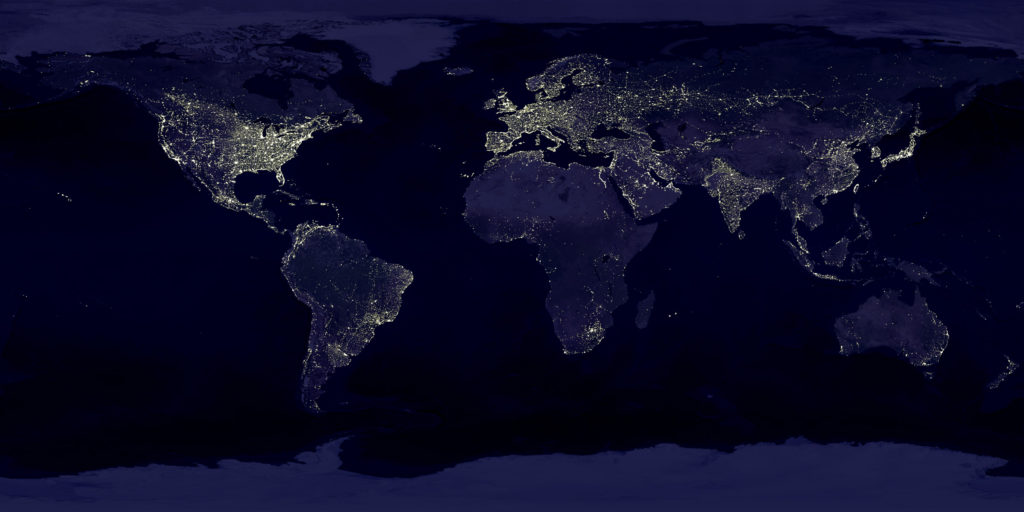 宇宙から見た夜の世界地図